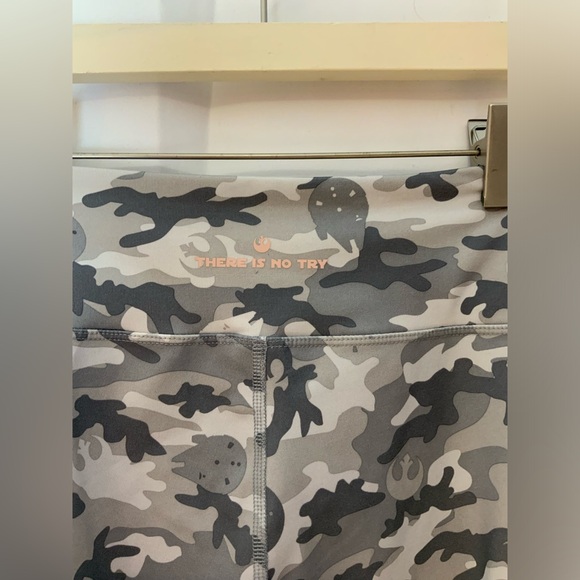 Star Wars leggings camouflage size small - Picture 6 of 10